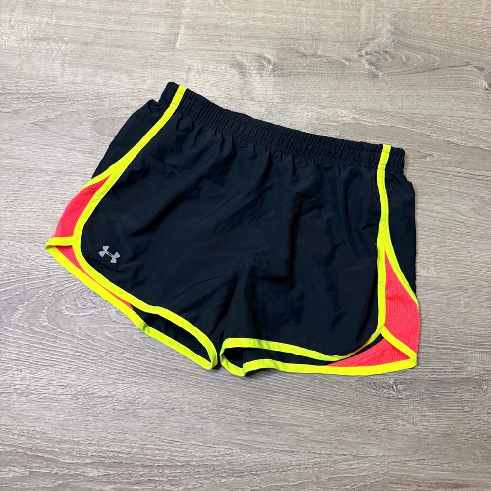 •UNDER ARMOUR• LINED RUNNING SHORTS